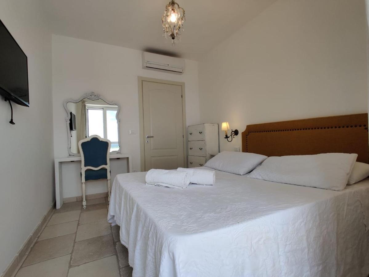 オストゥーニ Mareulivi Bed & Breakfast エクステリア 写真