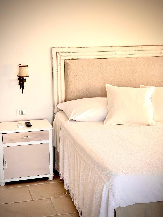 オストゥーニ Mareulivi Bed & Breakfast エクステリア 写真