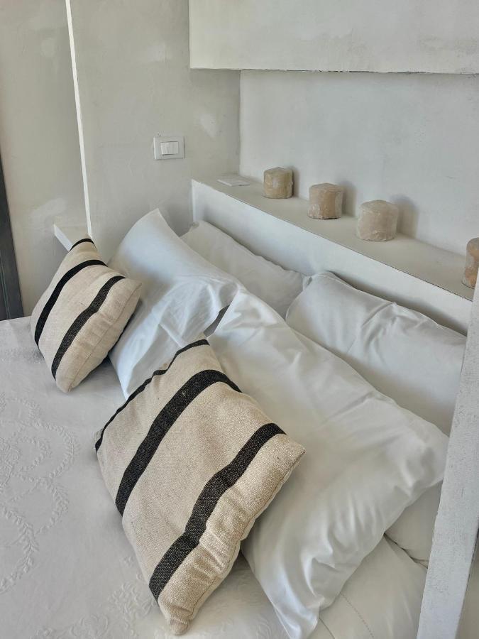 オストゥーニ Mareulivi Bed & Breakfast エクステリア 写真